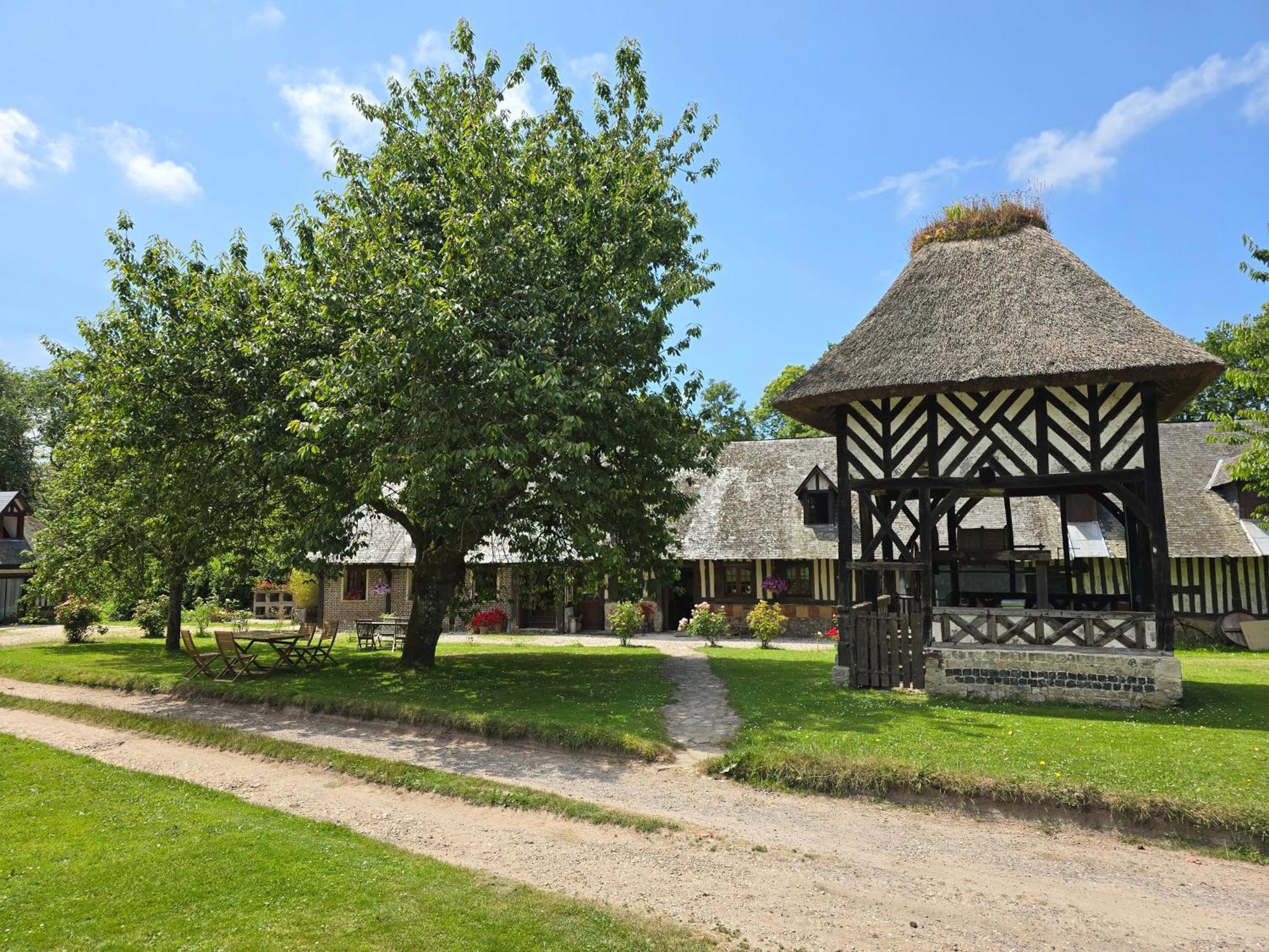 La Ferme Chevalier Hotel Équemauville Kültér fotó